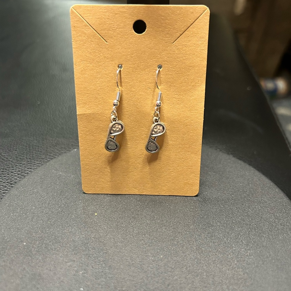 B3G1 Handmade Aviator Earrings - Picture 1 of 1